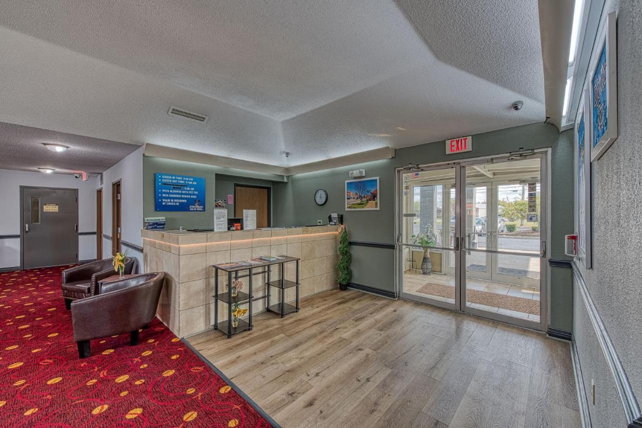 American Inn & Suites Dundee Dış mekan fotoğraf